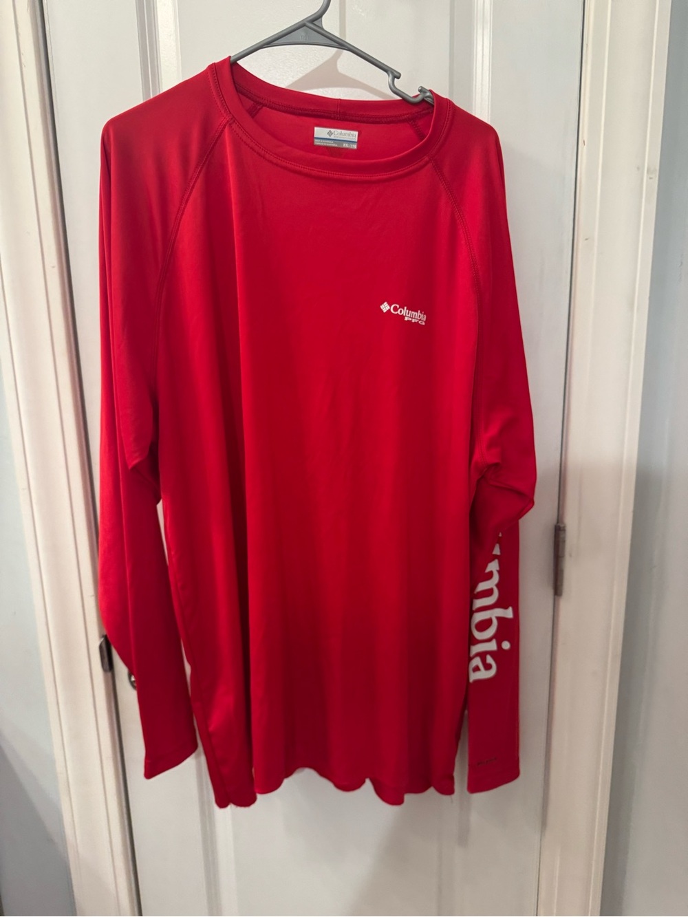 Columbia Red Performance Long Sleeve Shirt